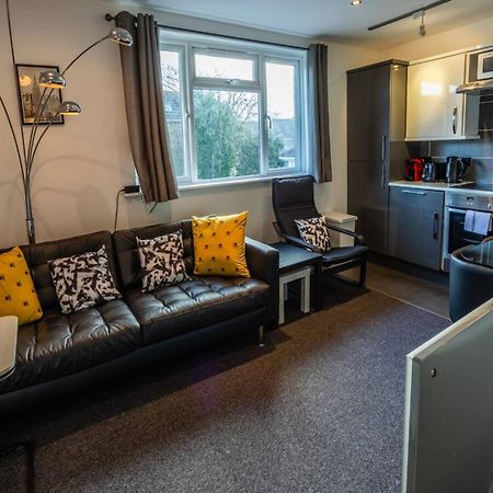 Newly Renovated Ideally Situated 2 Bedroom Flat Bornemouth Extérieur photo