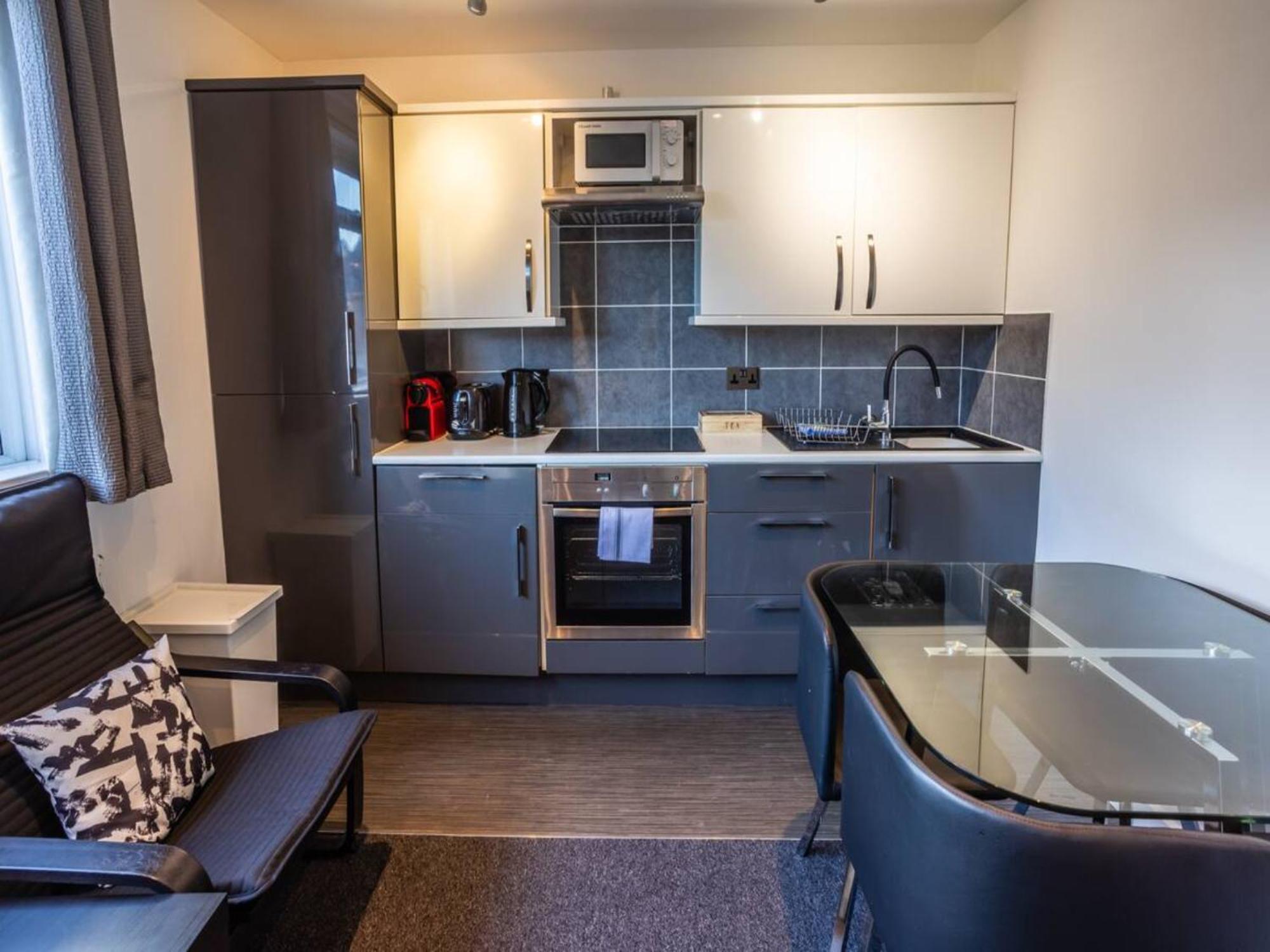 Newly Renovated Ideally Situated 2 Bedroom Flat Bornemouth Extérieur photo